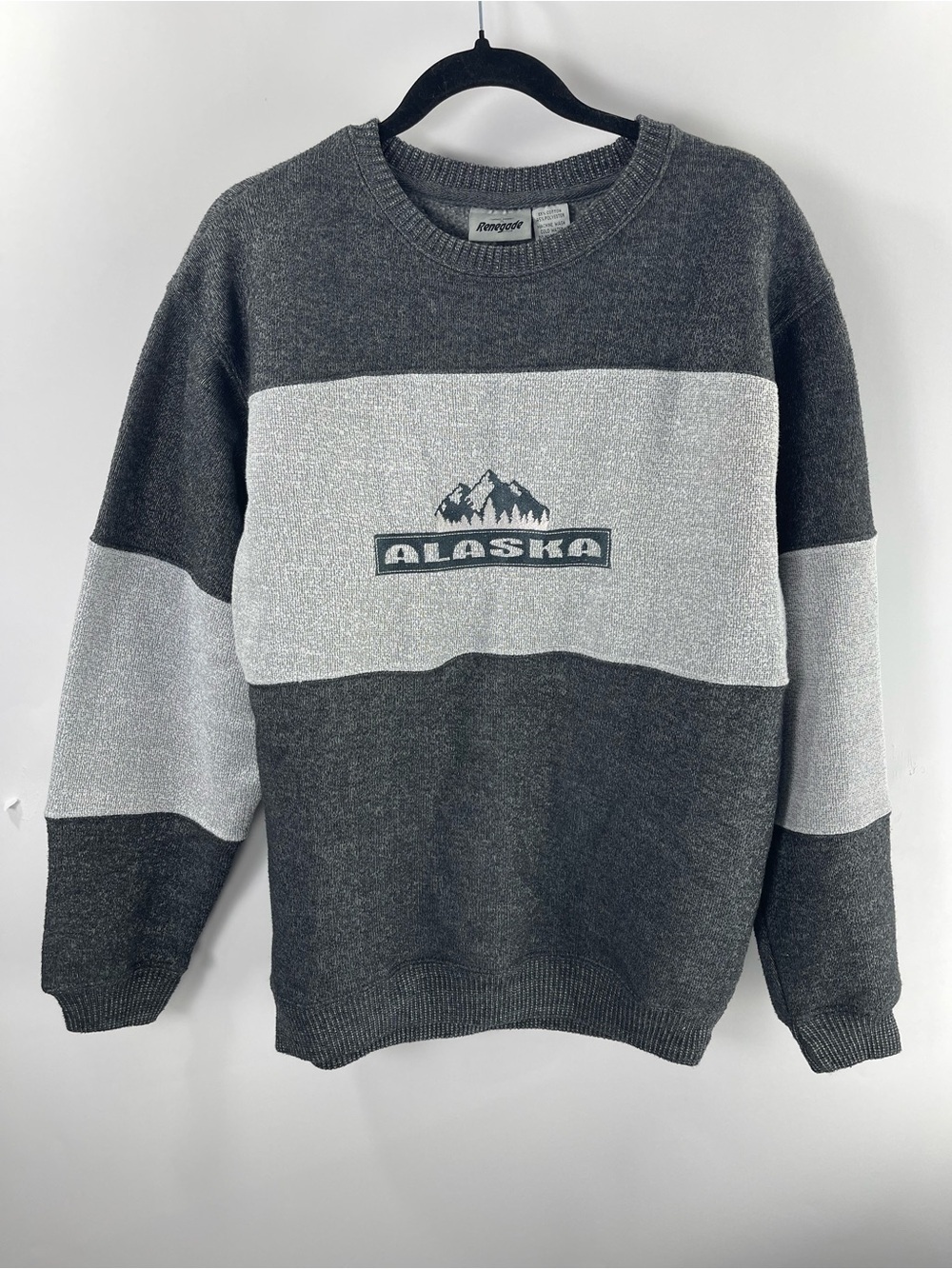 Vtg Renegade Club Men’s Unisex Gray Color-Block Alaska Medium Crew Sweatshirt